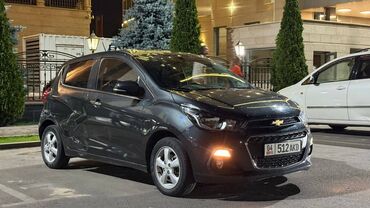 Toyota: Chevrolet Spark: 2017 г., 1 л, Автомат, Бензин, Хэтчбэк