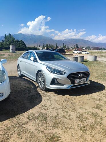 авто в рассрочку электромобиль: Hyundai Sonata: 2017 г., 2 л, Автоматтык, Газ, Седан