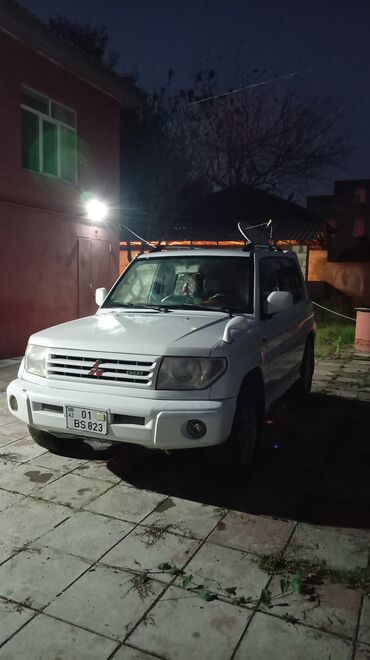 Mitsubishi: Mitsubishi Pajero iO (GDI) – kompakt 4x4 SUV - Kuzov: 5 qapılı, ağ — 10