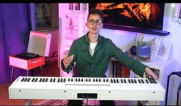Digər auditexnika: Elektro Pianino. 88 klaviş tam oktava Pianino səslidir. Əlavə 128 cür — 4