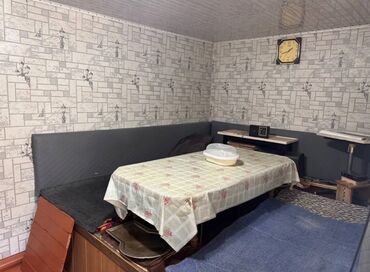 продаю дом 20тыс долларов: Дом, 137 м², 4 комнаты, Агентство недвижимости, Косметический ремонт