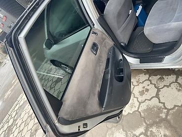 Honda: Honda Civic: 2003 г., 1.3 л, Вариатор, Бензин, Хэтчбэк — 20