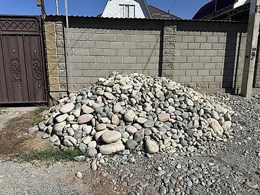 Продаю камни для фундамента
Самовывоз at lalafo.kg Продаю камни для фундамента
Самовывоз