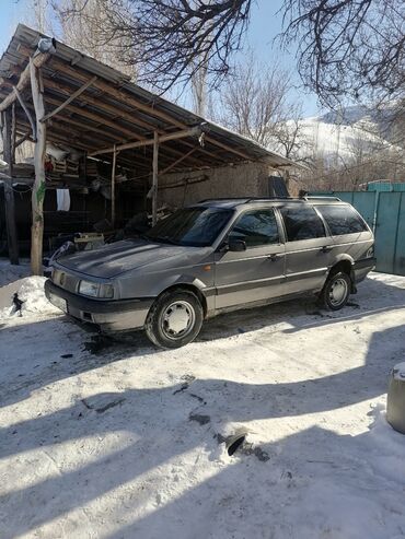 Volkswagen: Volkswagen Passat: 1992 г., 1.8 л, Механика, Бензин, Универсал