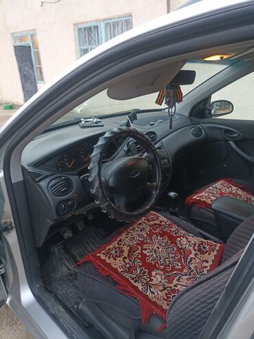 форд авто: Ford Focus: 2004 г., 1.6 л, Механика, Бензин, Универсал