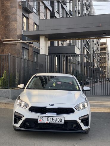 купить маленькую машину для женщины: Kia K3: 2020 г., Автомат, Бензин, Седан