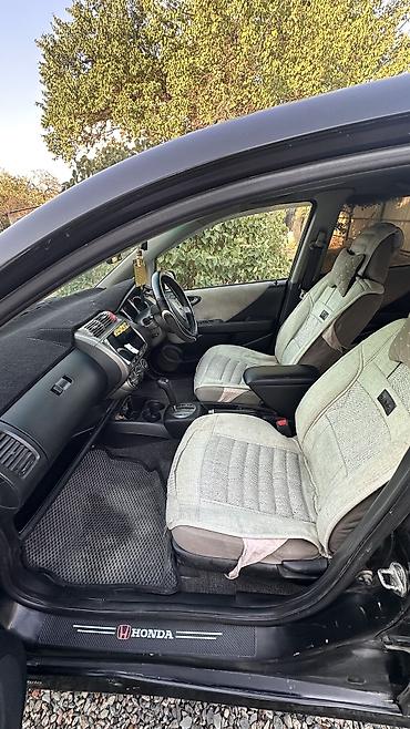 примоток: Honda Fit: 2003 г., 1.3 л, Вариатор, Бензин, Хэтчбэк — 9