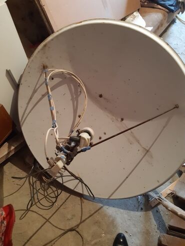 antena tv: Krosnu satılır üzərində 2 ədəd qalofka var aparat yoxdu sadəcə istəyən
