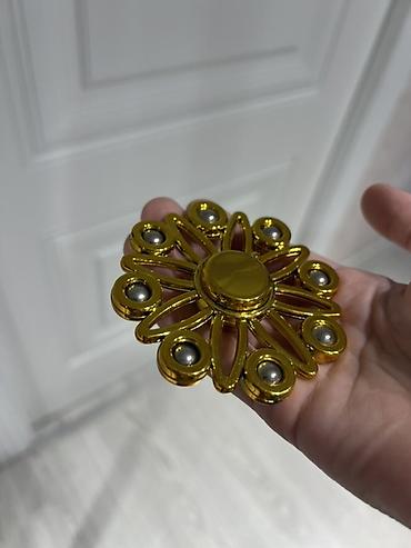 ucuz oyuncaqlar instagram: Qızılı rəngli stress fidget spinner - Material: metal gövdə, parlaq — 2