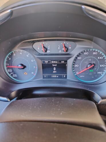 Chevrolet: Chevrolet Malibu – gümüş rəngli sedan Xüsusiyyətlər: - Geniş və rahat — 11