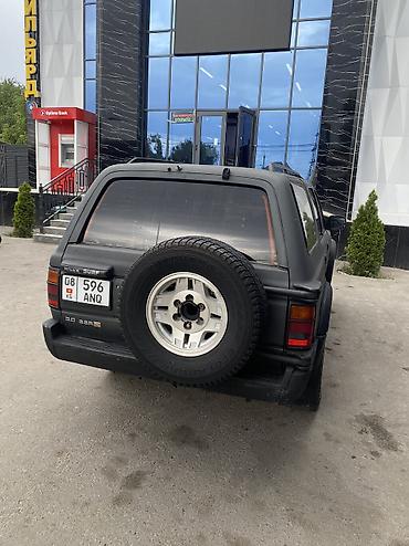 красный речка: Toyota Hilux Surf: 1994 г., 3 л, Автомат, Дизель, Внедорожник — 9