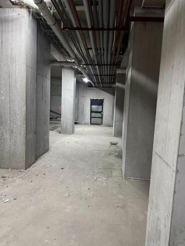 аренда помещения ак ордо: Продаю Офис 200 м², Без ремонта, Без мебели, Многоэтажное здание, 1 этаж