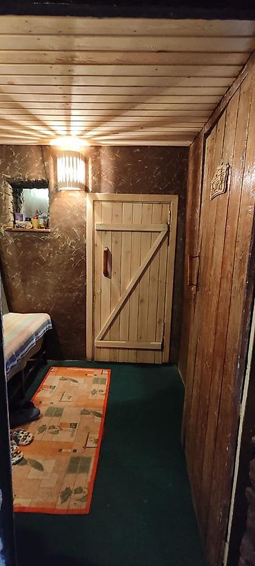 Продажа коттеджей и домов: Дом новопокровка,центр, 9 соток at lalafo.kg — 9 Продажа коттеджей и домов: Дом новопокровка,центр, 9 соток — 9