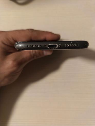 apple iphone 11 pro: IPhone 11, Qara — 8