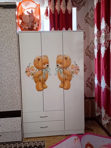 одеяло зимнее: Шкафы для одежды