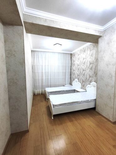 Uzunmüddətli kirayə mənzillər: Kirayə verilir: geniş və rahat 4 otaqlı mənzil Tbilisi prospektində -da lalafo.az — 12 Uzunmüddətli kirayə mənzillər: Kirayə verilir: geniş və rahat 4 otaqlı mənzil Tbilisi prospektində — 12