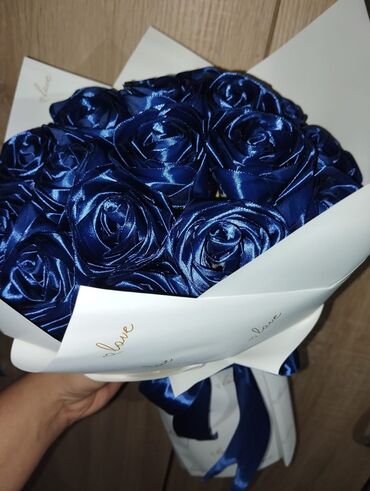 komoda od rigipsa: Artificial flower, color - Blue, New at lalafo.rs komoda od rigipsa: Artificial flower, color - Blue, New