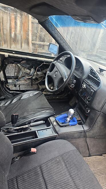 BMW: BMW 316: 1993 г., 1.6 л, Механика, Бензин, Седан — 2