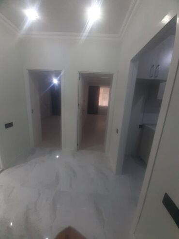 Sifarişlə mətbəx mebeli: Ev AAAF parkda yerləşir 62 kv 2 otaqlı 2 ci mərtəbədə Ev isti poldur — 4