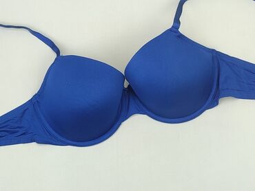 Bras: Bra, 100C, condition - Very good