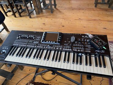 korg ram: Sintizator Korg pa 3 x. 61 klavis super vezyetde prablem sozu ola