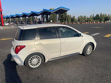 windom 2001: Toyota Ist: 2003 г., 1.3 л, Автомат, Бензин, Хэтчбэк — 6