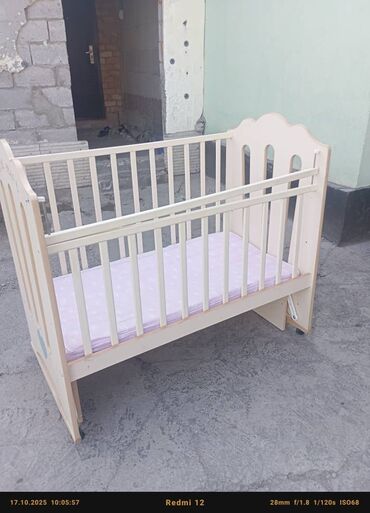 двухъярусная кровать детская: Детская кроватка “Little Heart” - Материал: дерево/МДФ