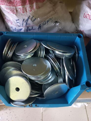 Qaykalar: Metiz və bərkidici məhsulların geniş seçimi Məhsul çeşidləri: - — 10