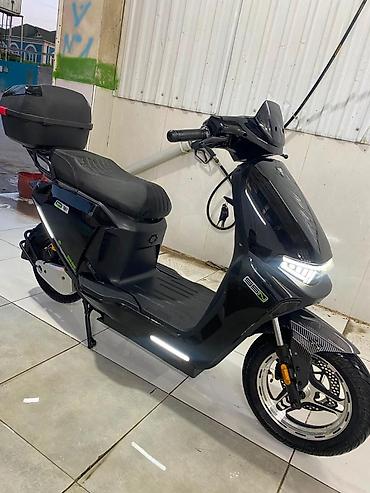 inmotion s1: Elektrik skuter – şəhər içi rahat və səssiz hərəkət üçün 5 km istifadə — 1