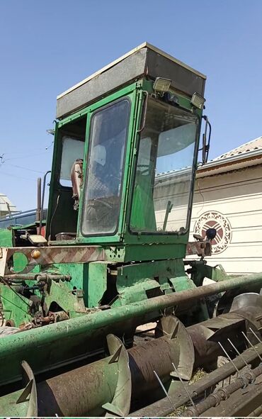 универсальные катализаторы: Ешка комбайн сатылат е-302 303 болуп жасалган жатка шумахер матор
