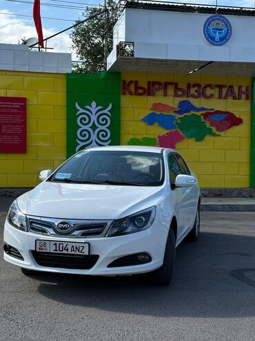 byd e5 2019 характеристики: BYD E5 160кв. 320к