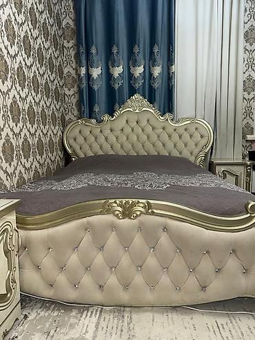 Спальные гарнитуры: Спальный гарнитур, Б/у, Двуспальная кровать, Трюмо, Тумба, цвет - Бежевый — 9