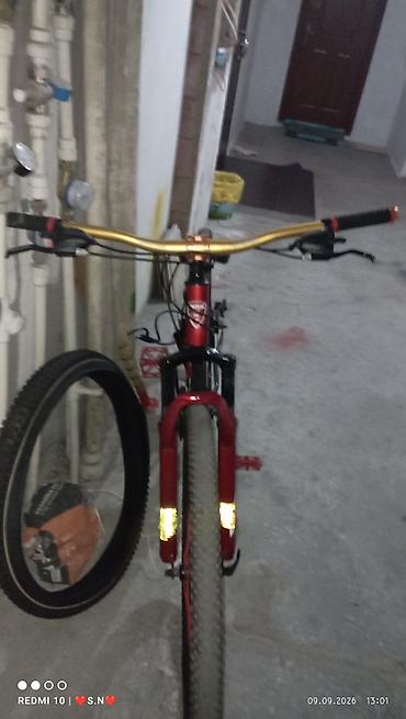 BMX velosipedlər: BMX GTR 299 ideal vəzyətdə 4 ay işlənib 180 AZN aşağı yeri 160 AZN — 1