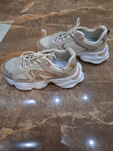 Patike: Patike, Reserved, veličina - 40 — 4