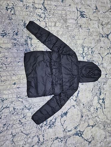 Утепленные жилеты: Пуховая жилетка Moncler, темно‑синяя/черная - Утеплитель: натуральный — 9