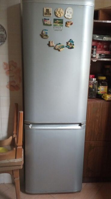 Soyuducular: 2 qapılı Hotpoint Ariston Soyuducu Satılır, rəng - Boz