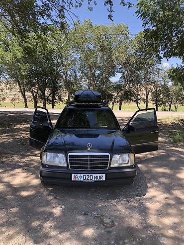 315.70.22.5: Mercedes-Benz E-Class: 1994 г., Универсал — 2