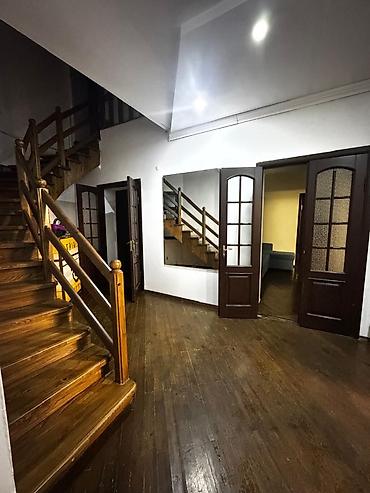 Долгосрочная аренда домов: 135 м², 5 комнат — 2