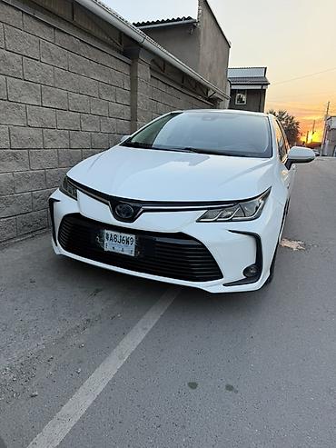 corolla s: Toyota Corolla: 2020 г., 1.8 л, Вариатор, Гибрид, Седан — 1