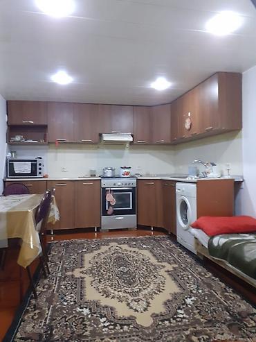 sirvanda heyet evleri satilir: 5 otaqlı, 62 kv. m, Yeni təmirli — 9