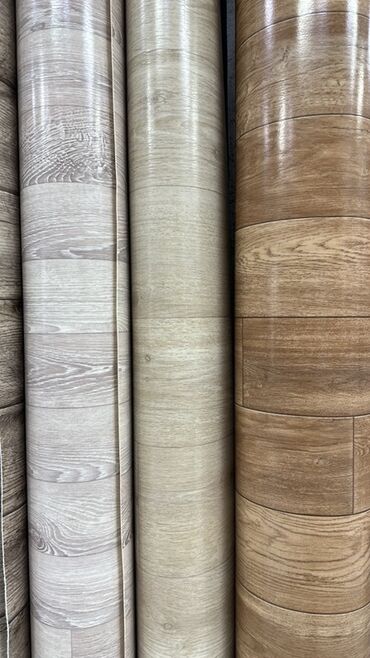 Линолеум: Рулон линолеума с мелкодисперсным узором. Представлен в нескольких — 6