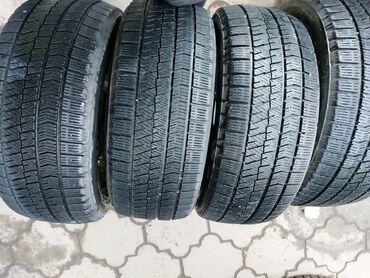 Шины: Шины 215 / 50 / R 17, Зима, Б/у, Комплект, Легковые, Япония, Bridgestone