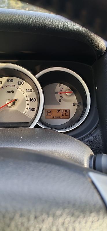 Nissan: Nissan Tiida: 1.5 l | 2011 il Hetçbek — 23
