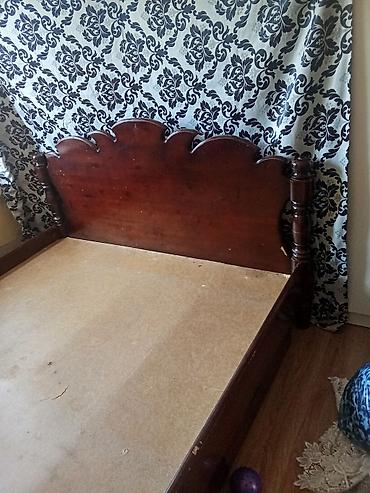 bunk bed: Двуспальная кровать, Б/у, Каркас без матраса, длина - 210 см — 2