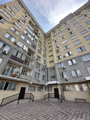 снять квартиру в заре: 2 комнаты, 70 м², Элитка, 8 этаж, Старый ремонт