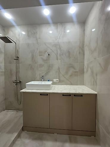 vip: 3 комнаты, 80 м², Элитка, 6 этаж, Дизайнерский ремонт — 2