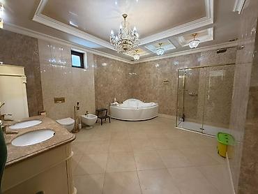 Продажа коттеджей и домов: 5 и более комнат, 525 м², 12 соток, Бишкек at lalafo.kg — 29 Продажа коттеджей и домов: 5 и более комнат, 525 м², 12 соток, Бишкек — 29
