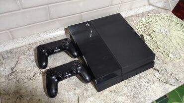 playstation 5 slim цена в бишкеке: PlayStation 4 Fat 1000 GB. Приставка прошитая (9.6), активация без