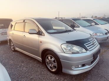 Toyota: Toyota Ipsum: 2003 г., 2.4 л, Автомат, Бензин, Вэн/Минивэн