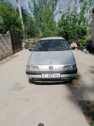 мотор б3: Volkswagen Passat: 1988 г., 1.8 л, Механика, Бензин, Седан
